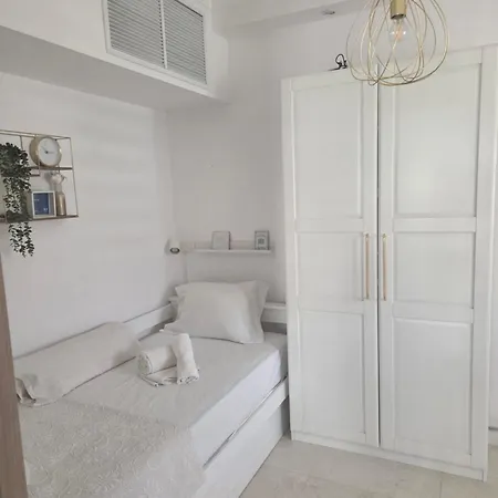 Casa Dourada Apartment *